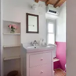 Casa Mirandola *