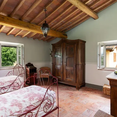 Casa Mirandola